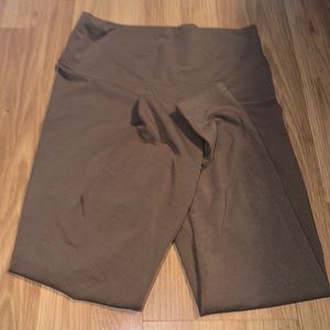 old navy active brown leggings size medium